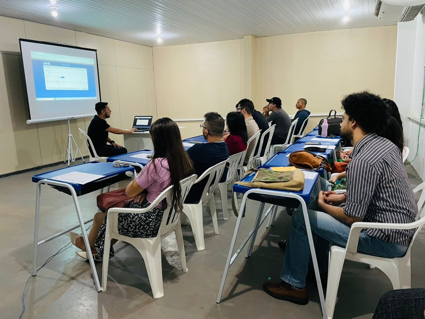 Mais Médicos: profissionais participam de treinamento sobre o Prontuário Eletrônico do Cidadão 