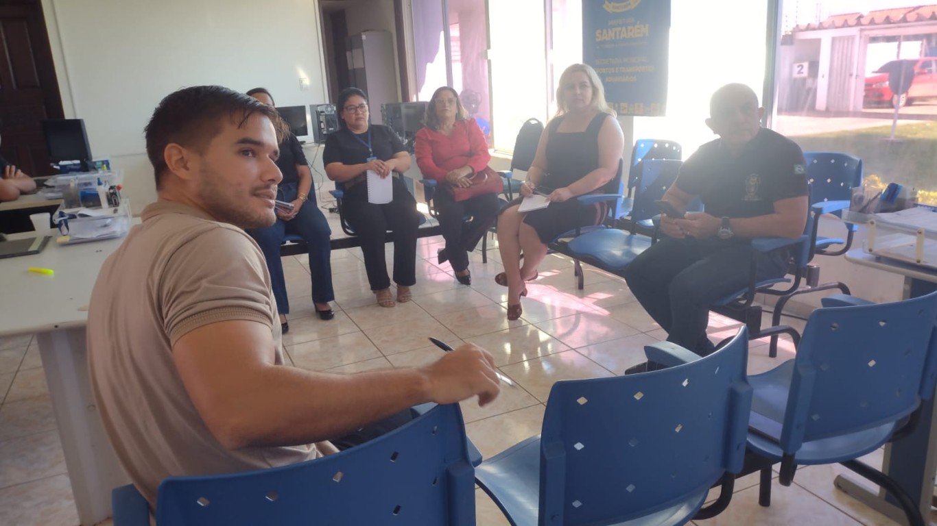  Representantes do Conselho Municipal de Transportes se reúnem com técnicos da Sempta para tratar dos transportes aquaviários de Santarém