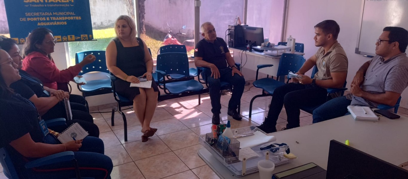  Representantes do Conselho Municipal de Transportes se reúnem com técnicos da Sempta para tratar dos transportes aquaviários de Santarém