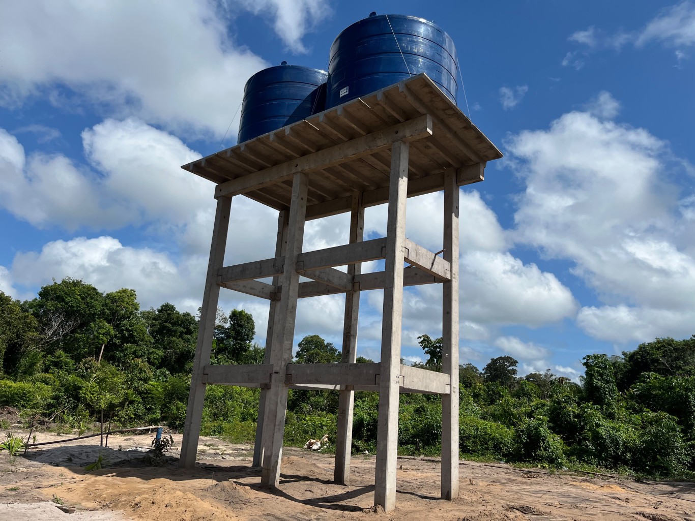 Obra de construção do microssistema de água da comunidade Amorim, alcança 58% de execução