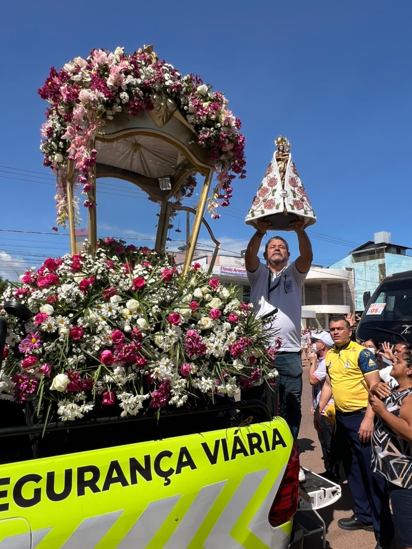 Imagem Peregrina de Nossa Senhora de Nazaré leva fé e esperança às unidades de saúde de Santarém