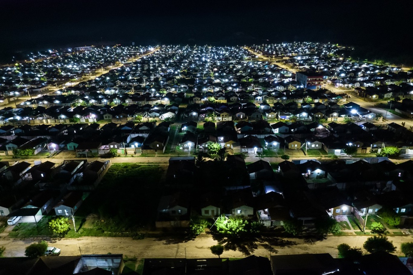 Imagem de Iluminação Pública: Prefeitura orienta população sobre como solicitar manutenção dos pontos de luz