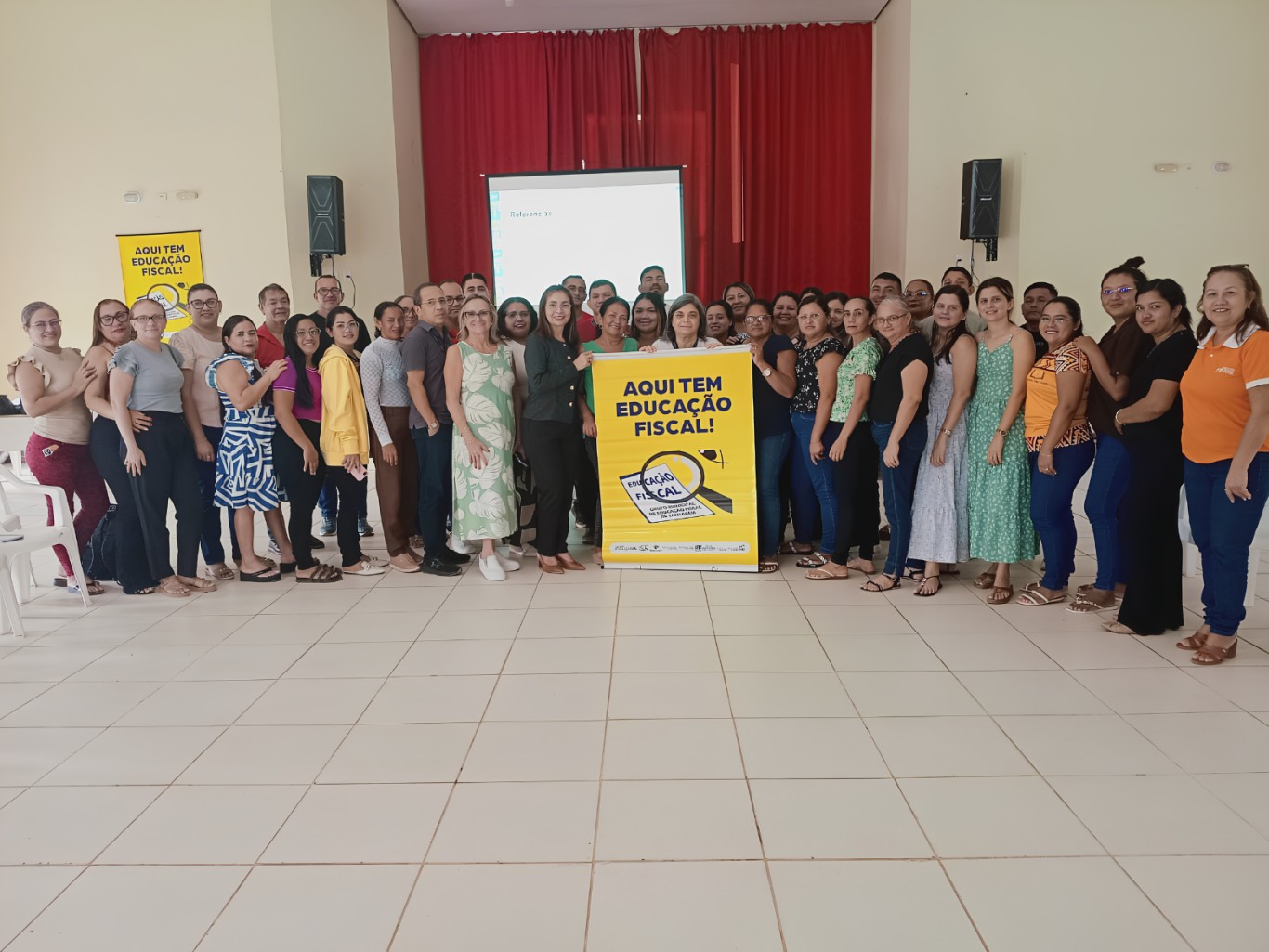 Imagem de Transparência no serviço público é tema no segundo dia de formação de profissionais da educação da região de Várzea