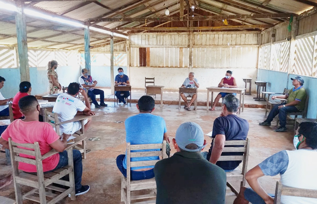 Agricultura Familiar é tema de reunião entre Prefeitura e comunidades do Assentamento Ituqui