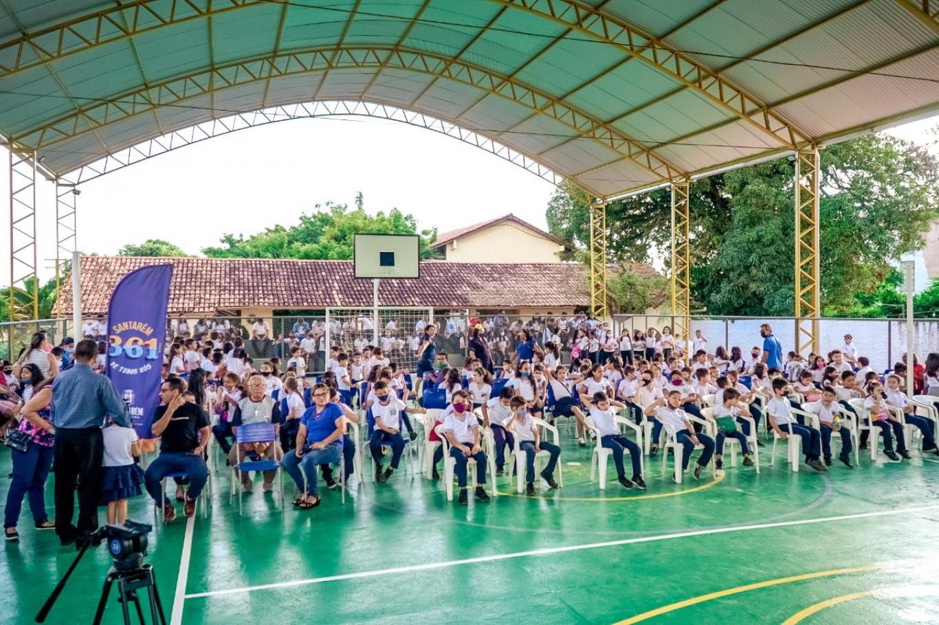 Santarém 361 anos: Prefeitura entrega quadra coberta da escola Fluminense