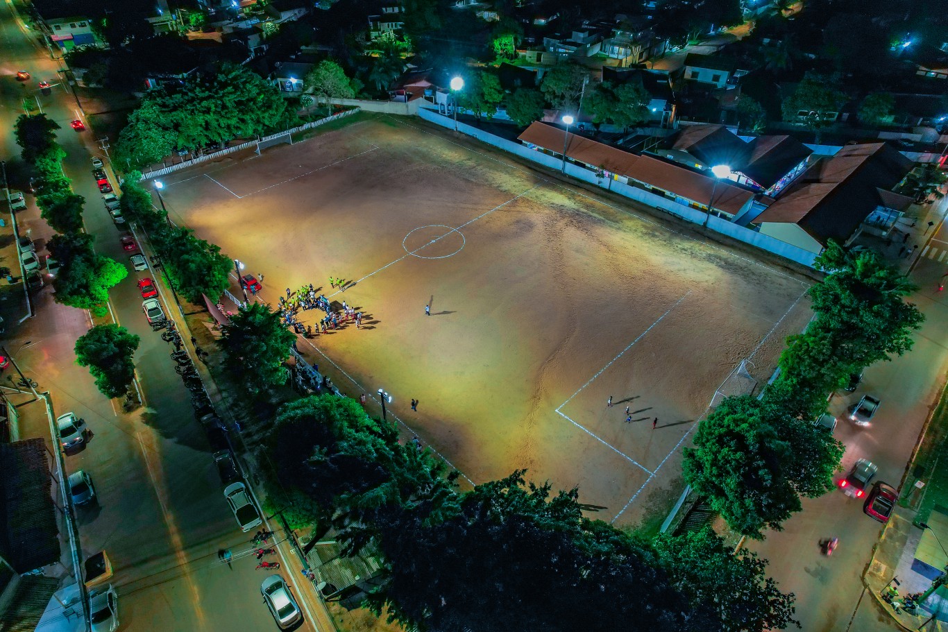 Santarém 362 anos: histórico e tradicional campo do D.E.R. recebe nova iluminação