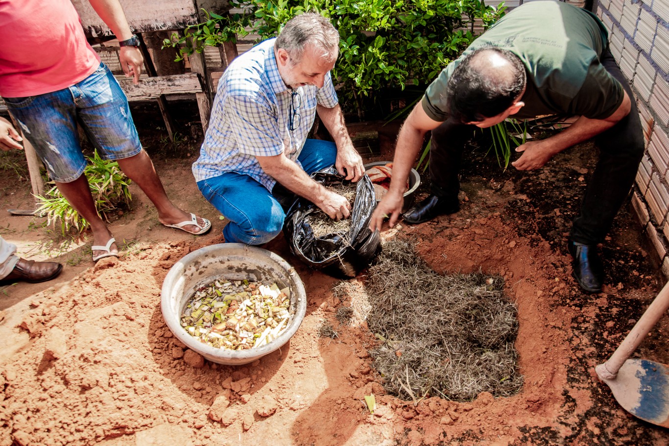 Santarém 362 anos: moradores do Residencial Salvação recebem o 1º Workshop de Compostagem Orgânica