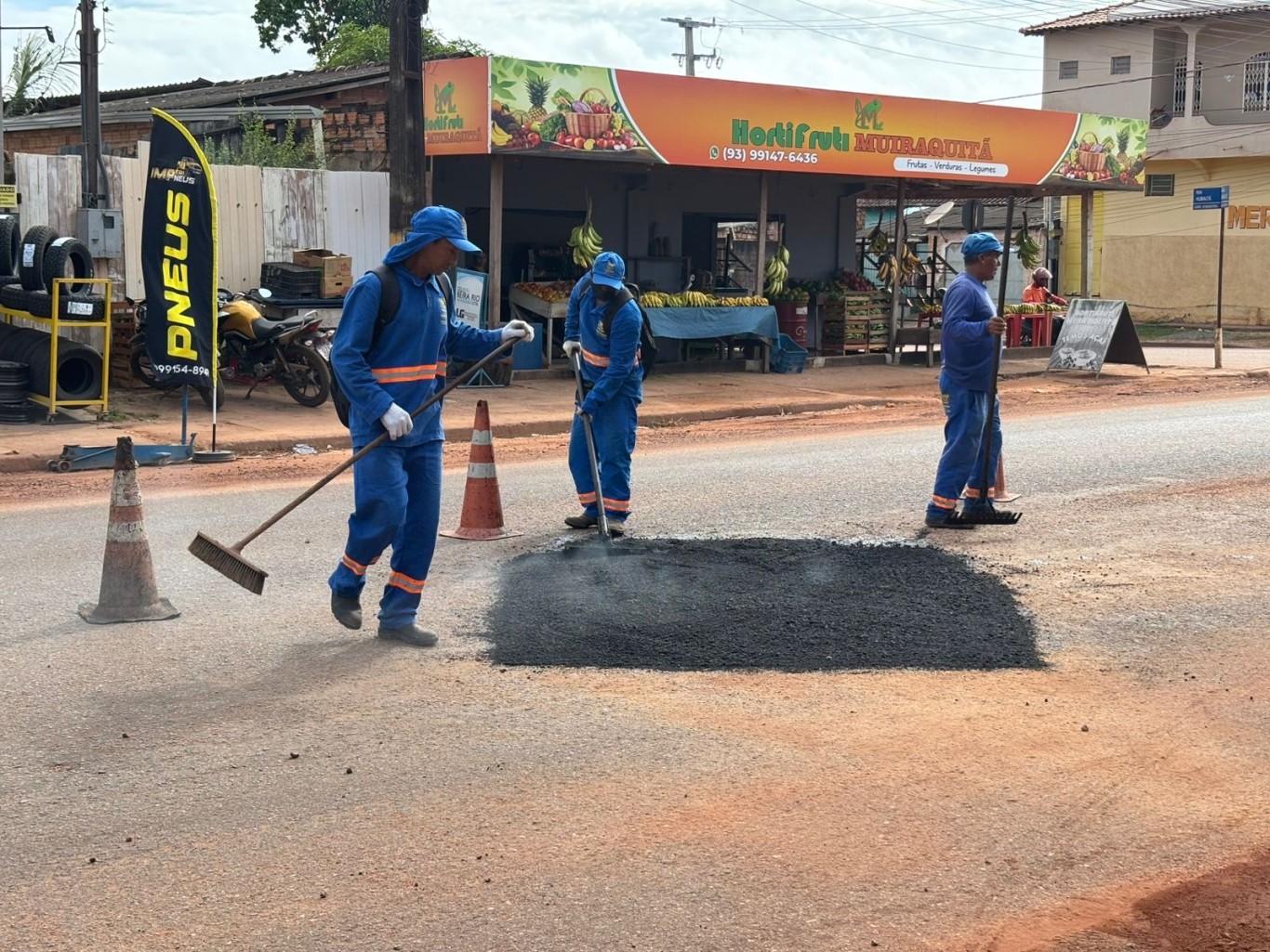 Prefeitura de Santarém inicia semana com serviços de recuperação asfáltica em diferentes pontos da cidade