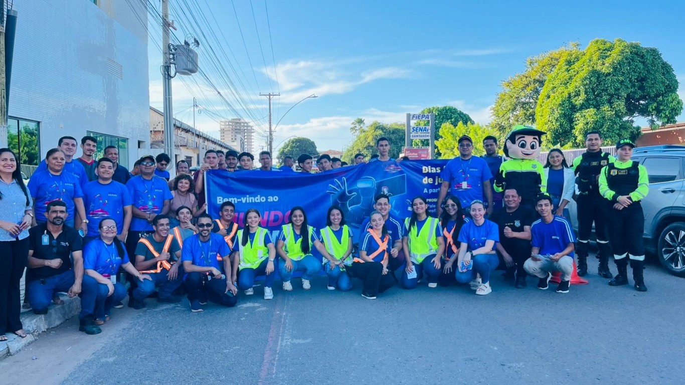 Imagem de Servidores da SMT participam do evento “Mundo SENAI” com blitz educativa sobre segurança no trânsito