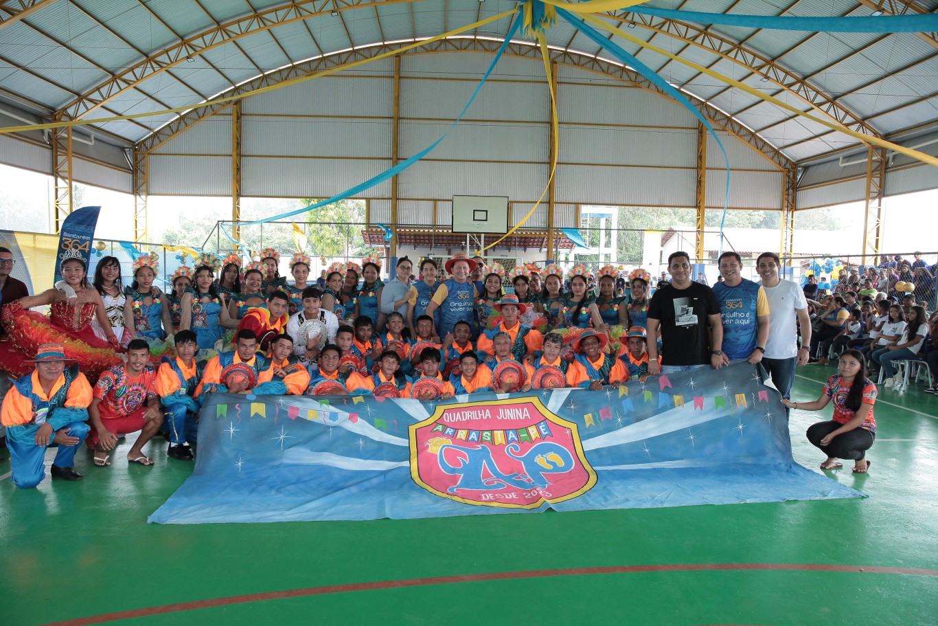 Vila de Boim celebra nova Escola Santo Inácio de Loyola, com prédio ampliado e quadra poliesportiva