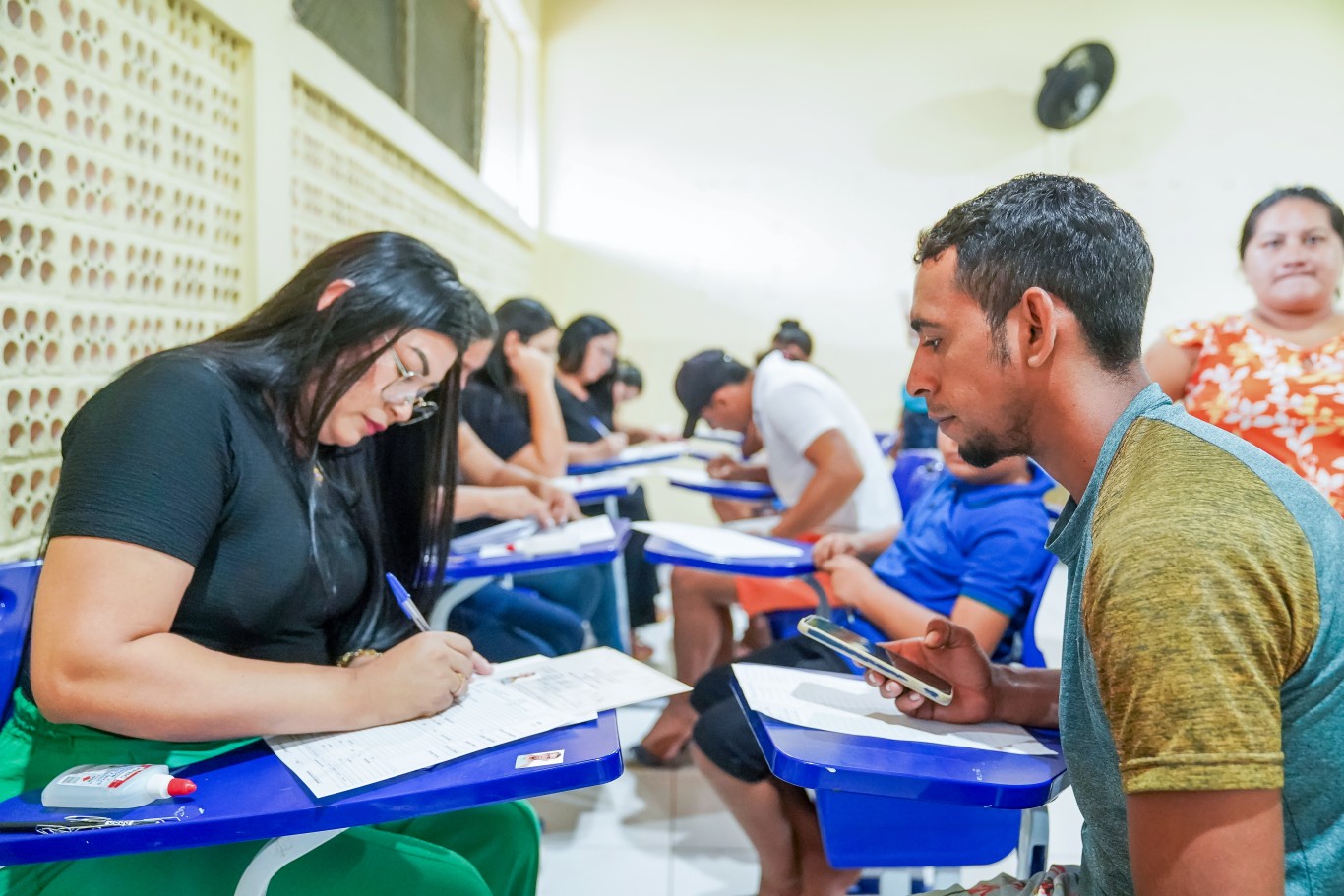 Imagem de Região do Tapará é beneficiada com serviços gratuitos do Programa Puxirum da Prefeitura de Santarém