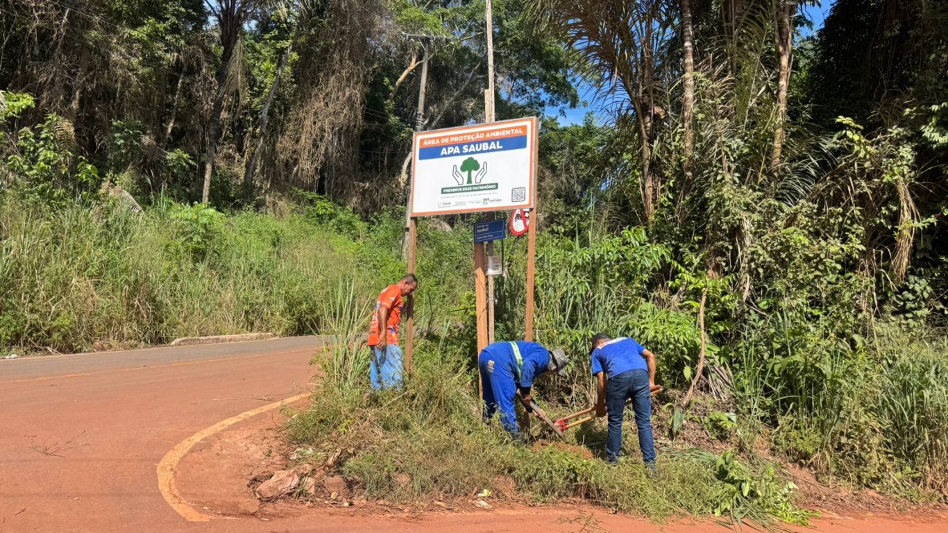 Imagem de Instalação de placas informativas reforça proteção e conscientização em áreas ambientais de Santarém
