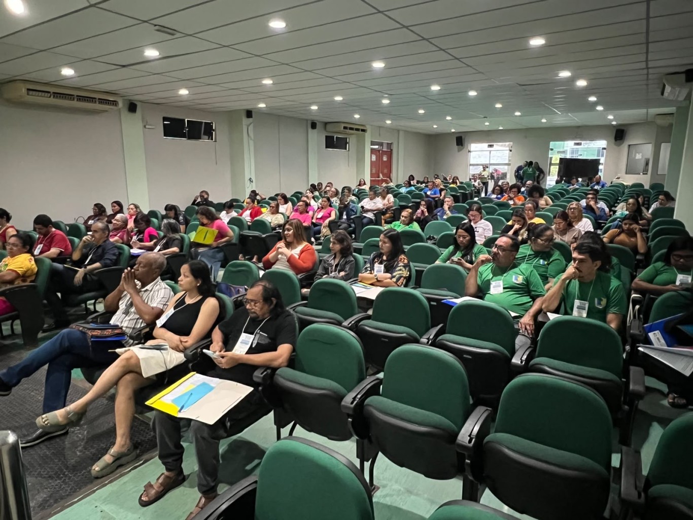 Conferência Municipal de Saúde reúne gestores, trabalhadores e usuários para definir prioridades do SUS em Santarém