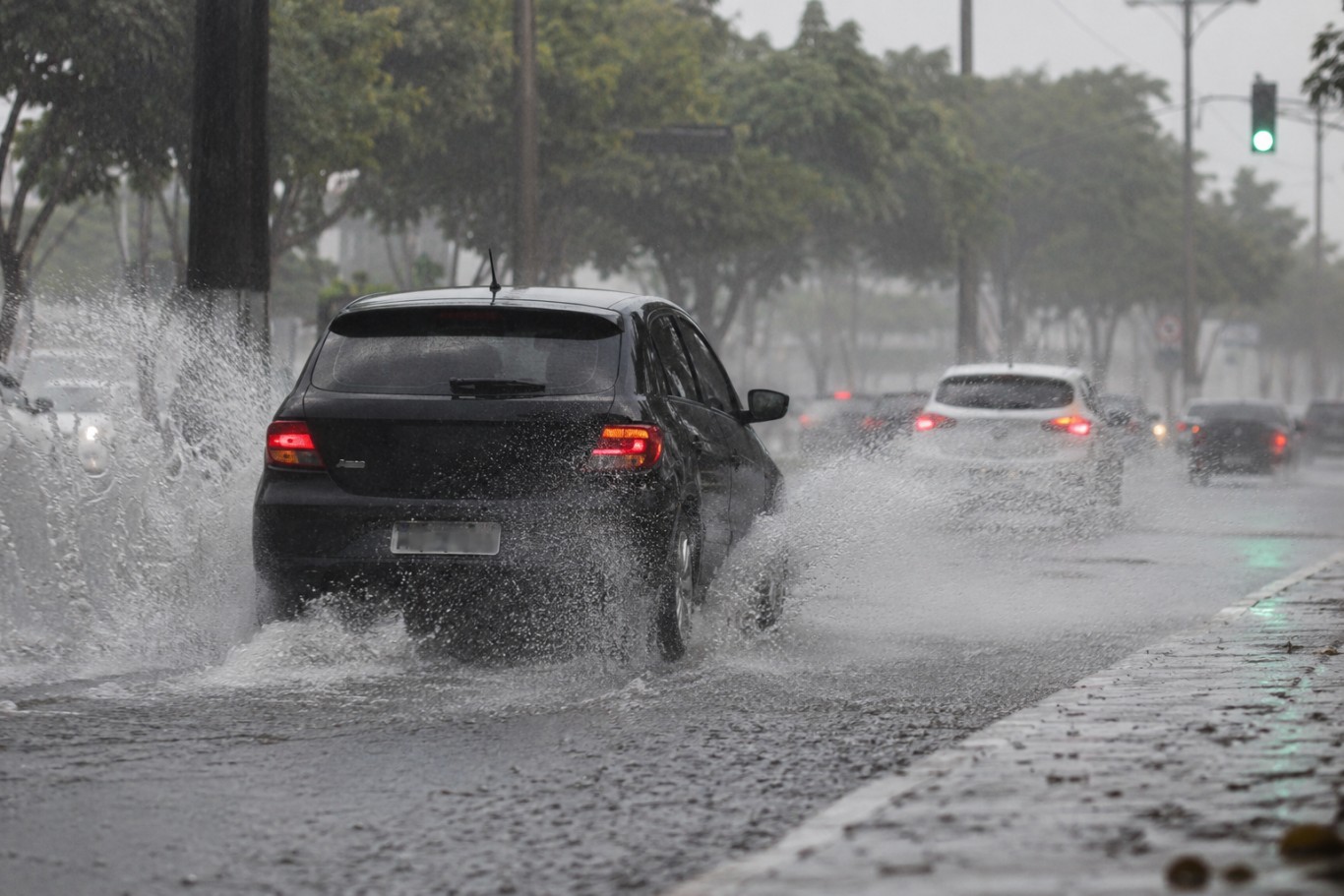 Imagem de Período chuvoso exige atenção redobrada dos condutores nas vias de Santarém