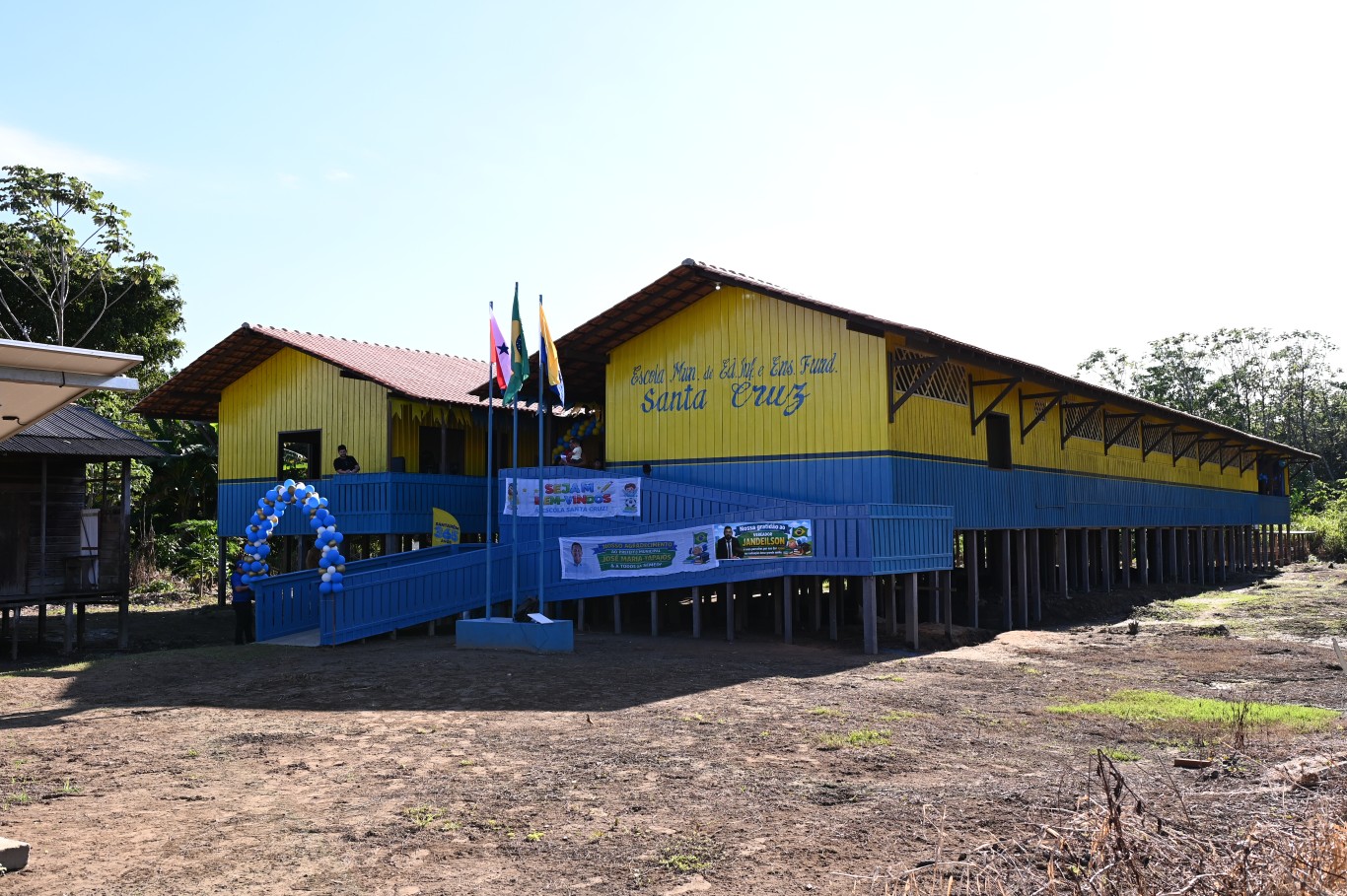 Imagem de Escola Santa Cruz é inaugurada na comunidade Piracãoera de Cima