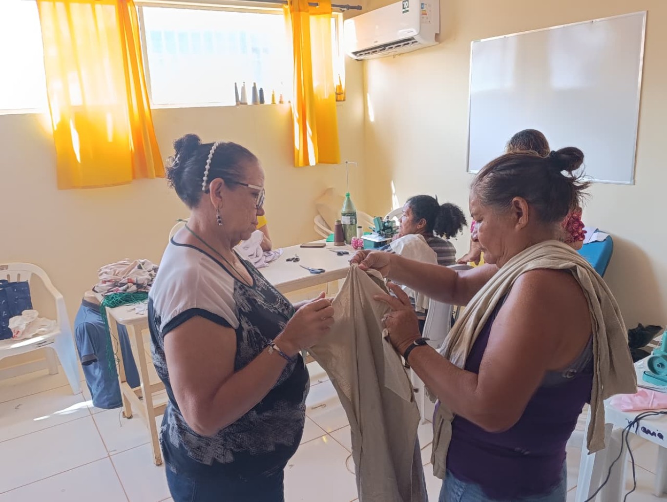 Imagem de Curso de Corte e Costura capacita mulheres e fortalece geração de renda em Santarém