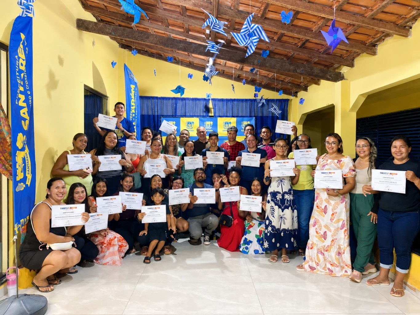 Imagem de Transforma Santarém entrega certificados dos cursos de Auxiliar Administrativo e Atendimento ao Cliente na Zona Sul – Grupo I