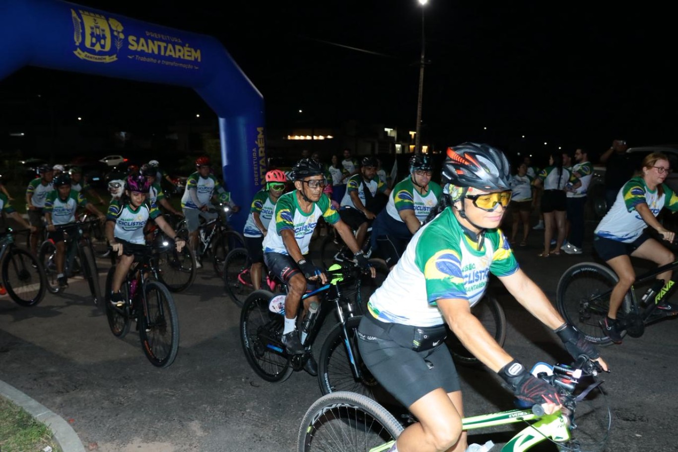 Imagem de Passeio Ciclístico reúne famílias e celebra os 365 anos de Santarém com esporte, lazer e conscientização