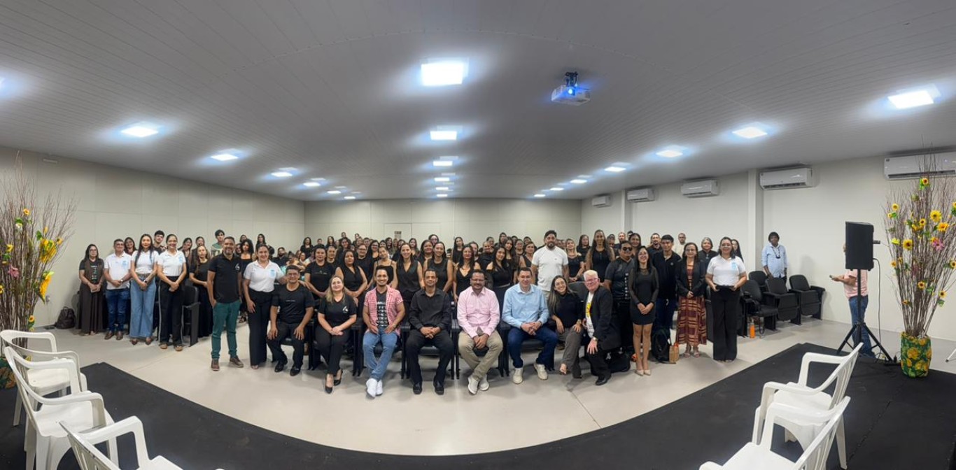 Prefeitura de Santarém certifica profissionais da rede municipal em Libras e Braille