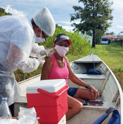 Drive Thru ‘fluvial’ garante imunização de ribeirinhos e avança com a vacinação contra covid-19 em Santarém