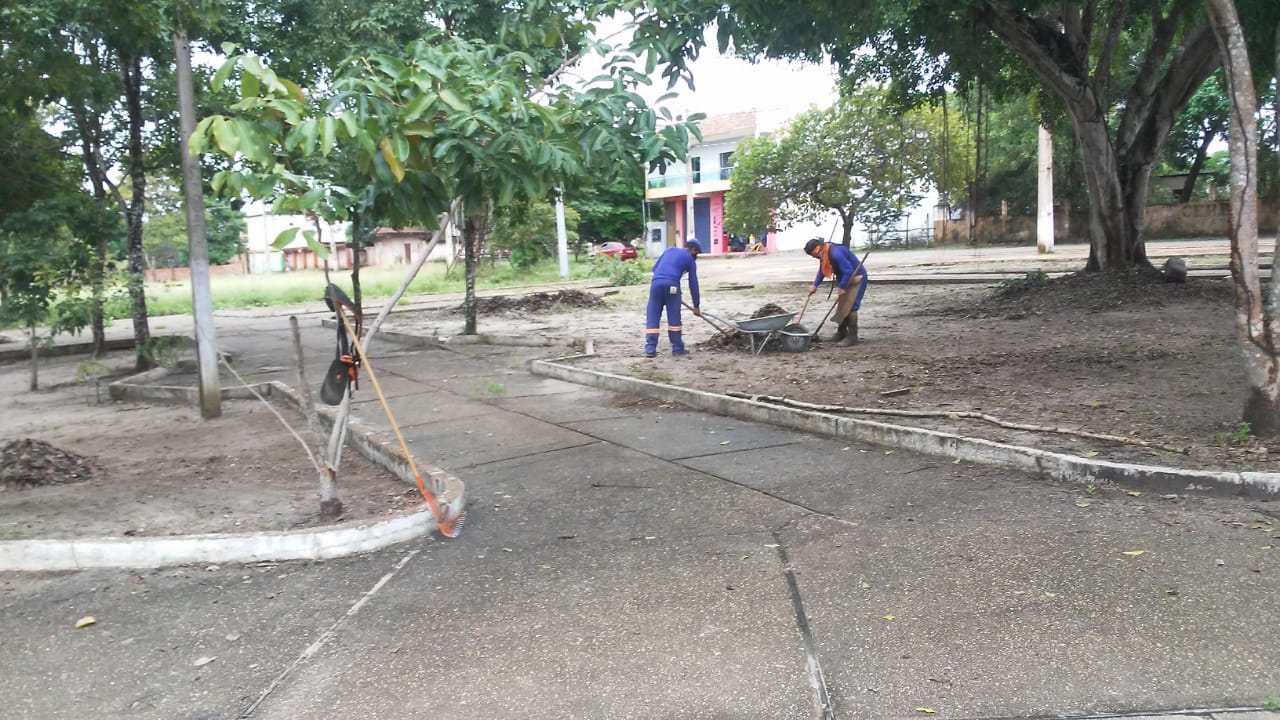 Serviços de limpeza reduzem impactos das chuvas