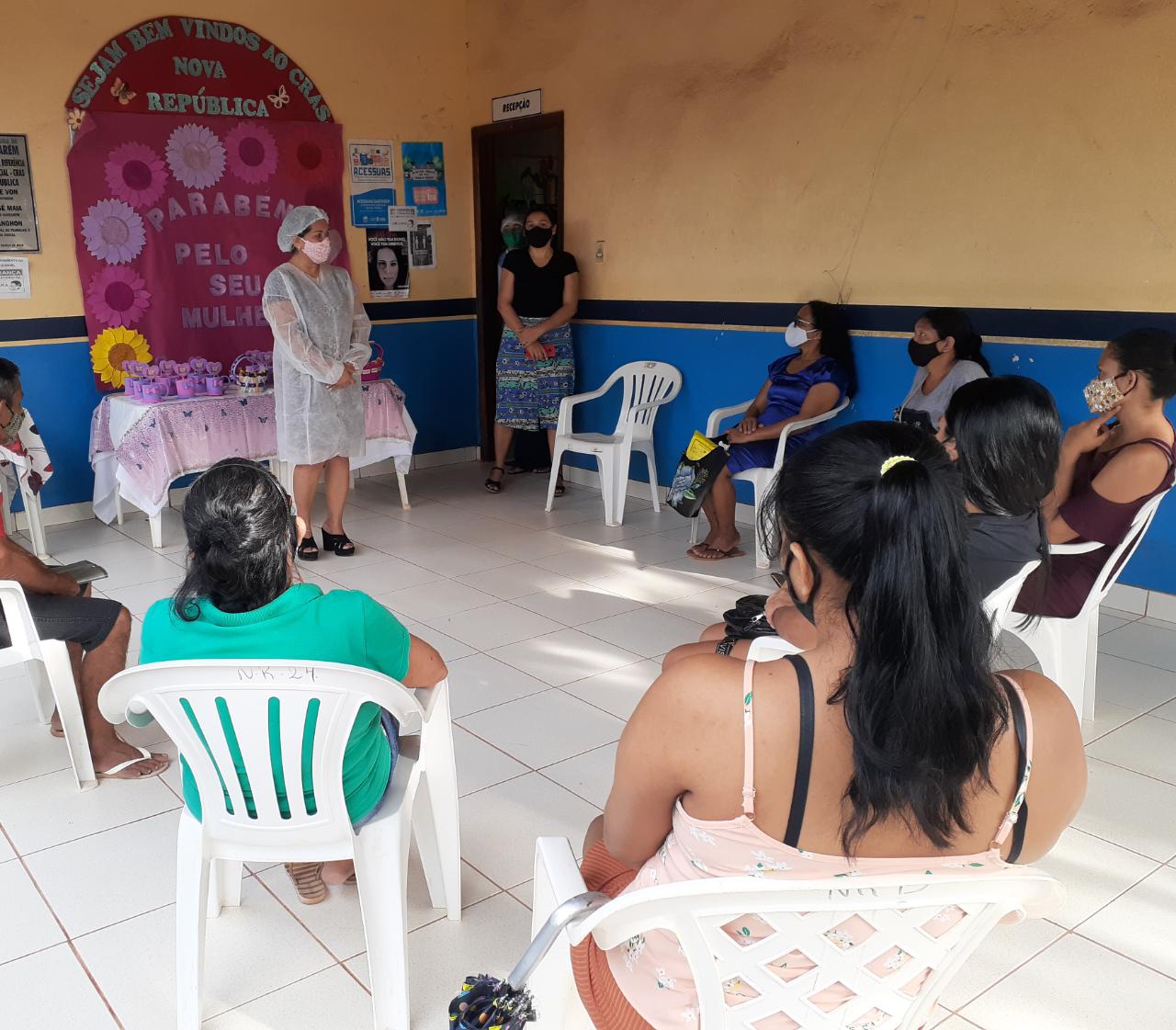 Usuárias dos Cras recebem homenagem pelo Dia Internacional da Mulher