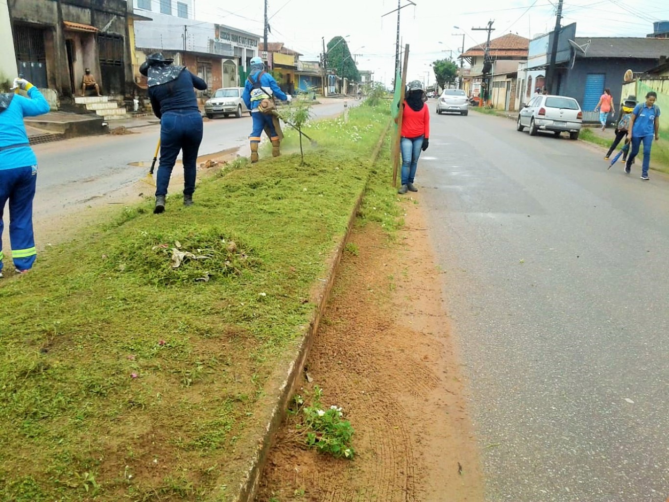 Prefeitura avança com serviços de limpeza urbana em Santarém