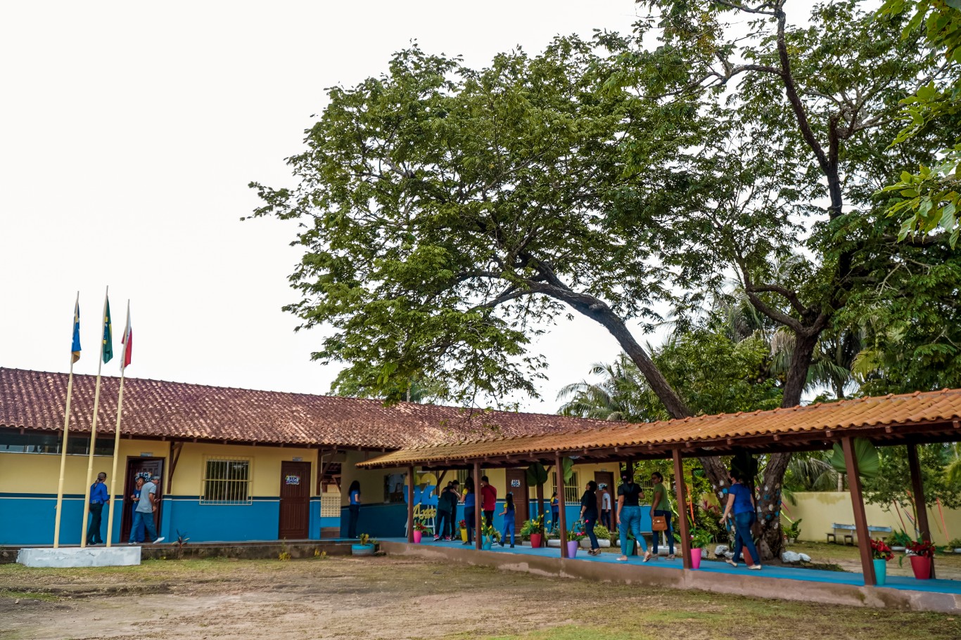 Reformada e ampliada, escola Santa Cruz é entregue pela Prefeitura à comunidade Diamantino