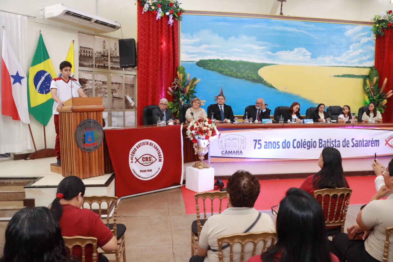 Prefeitura de Santarém participa da sessão especial pelos 75 anos do Colégio Batista
