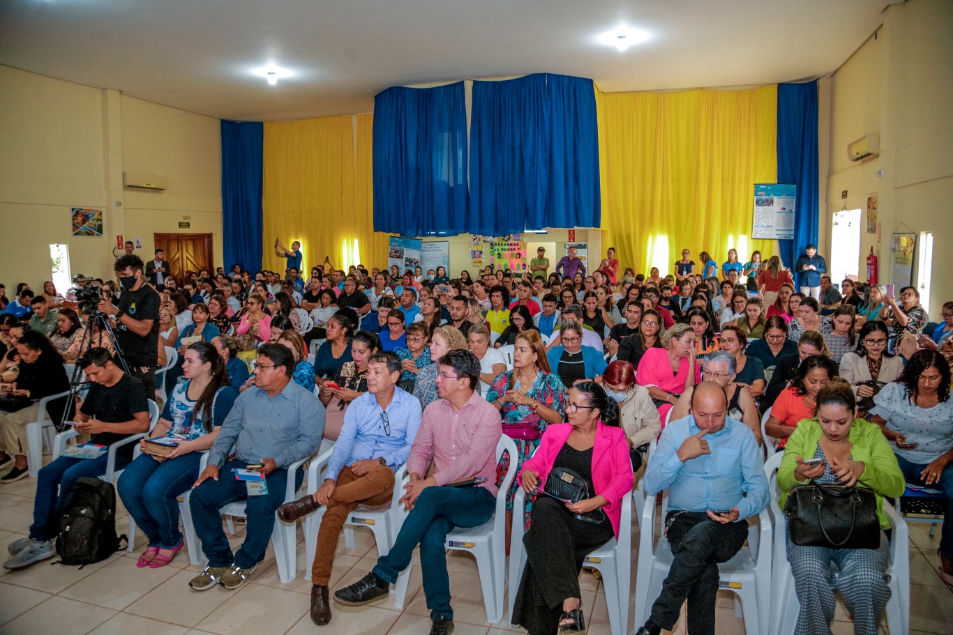 Prefeitura de Santarém é parceira da AMUT em encontro regional sobre o 'Alfabetiza Pará'