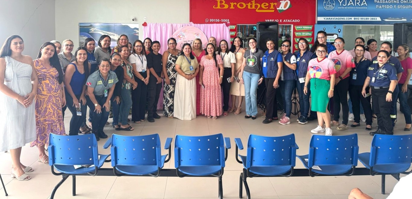 Mulheres que trabalham nas atividades portuárias de Santarém recebem homenagens