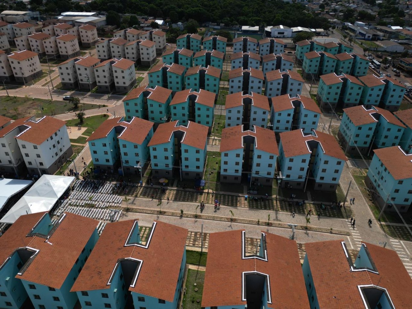 Imagem de Santarém celebra a entrega de 1.408 moradias no Residencial Moaçara I e II