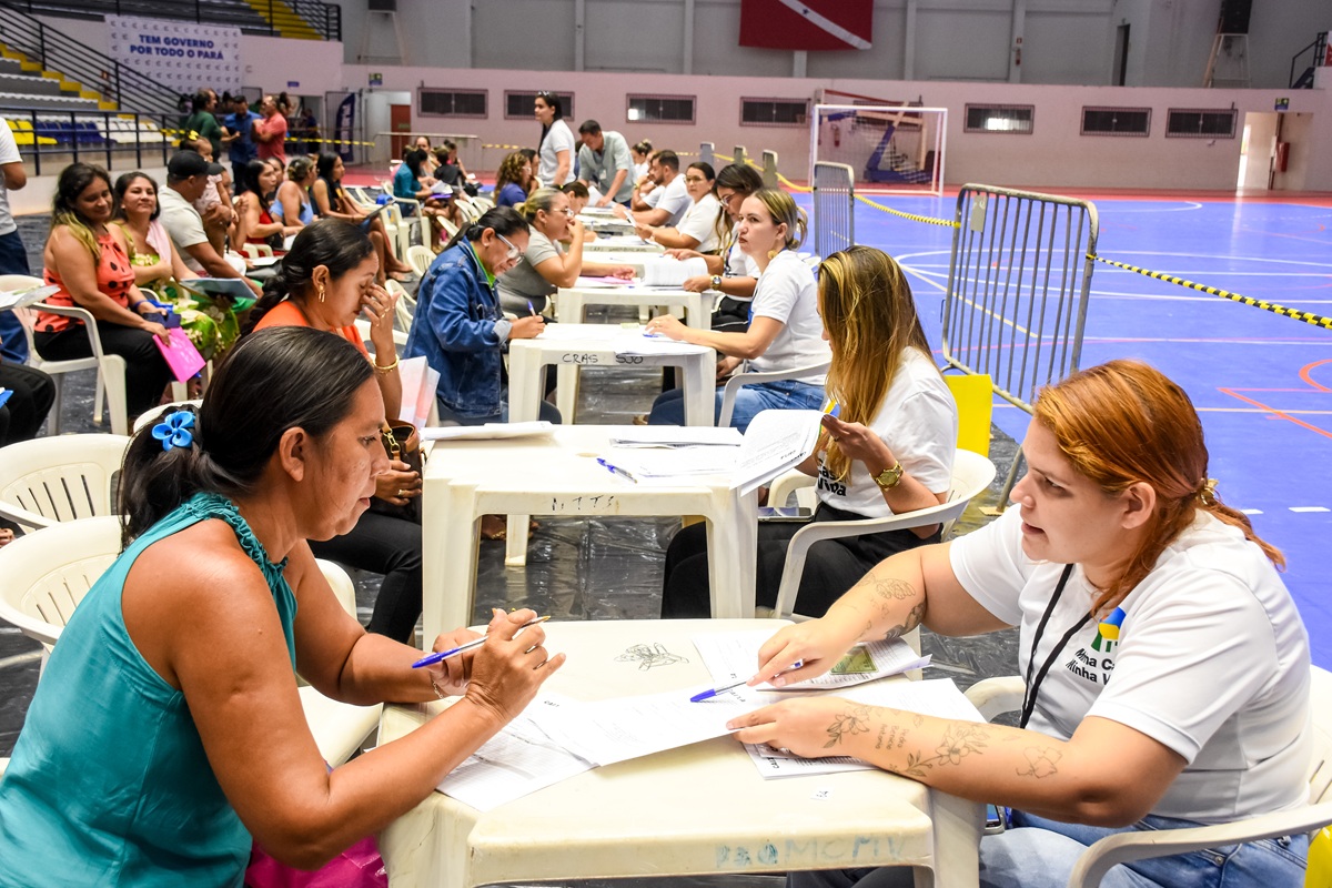 Assinaturas ocorrem na Arena Djalma Lima, no hor&aacute;rio de 08:30h &agrave;s 16h. Foto; Ronaldo Ferreira/Ag&ecirc;ncia Santar&eacute;m.