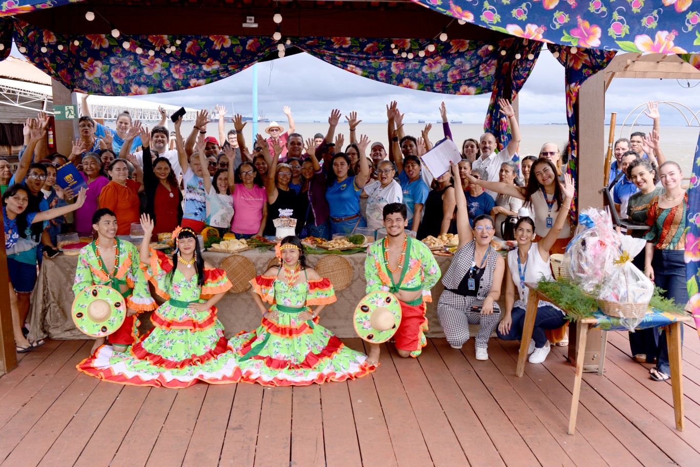 Prefeitura de Santarém homenageia artesãos do Terminal Fluvial Turístico e do Cristo Rei
