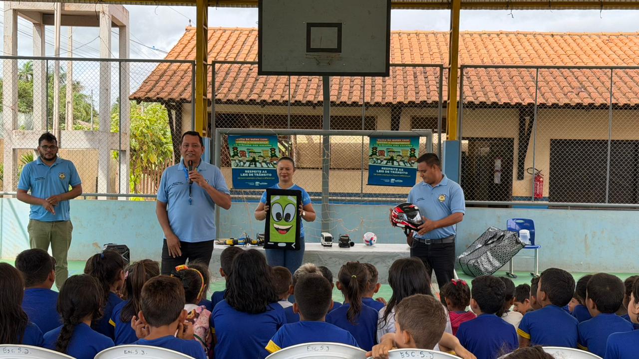 Iniciativa integra a pol&iacute;tica permanente da gest&atilde;o municipal voltada &agrave; forma&ccedil;&atilde;o cidad&atilde;. Foto: Fabr&iacute;cio Gal&uacute;cio/Ag&ecirc;ncia Santar&eacute;m.