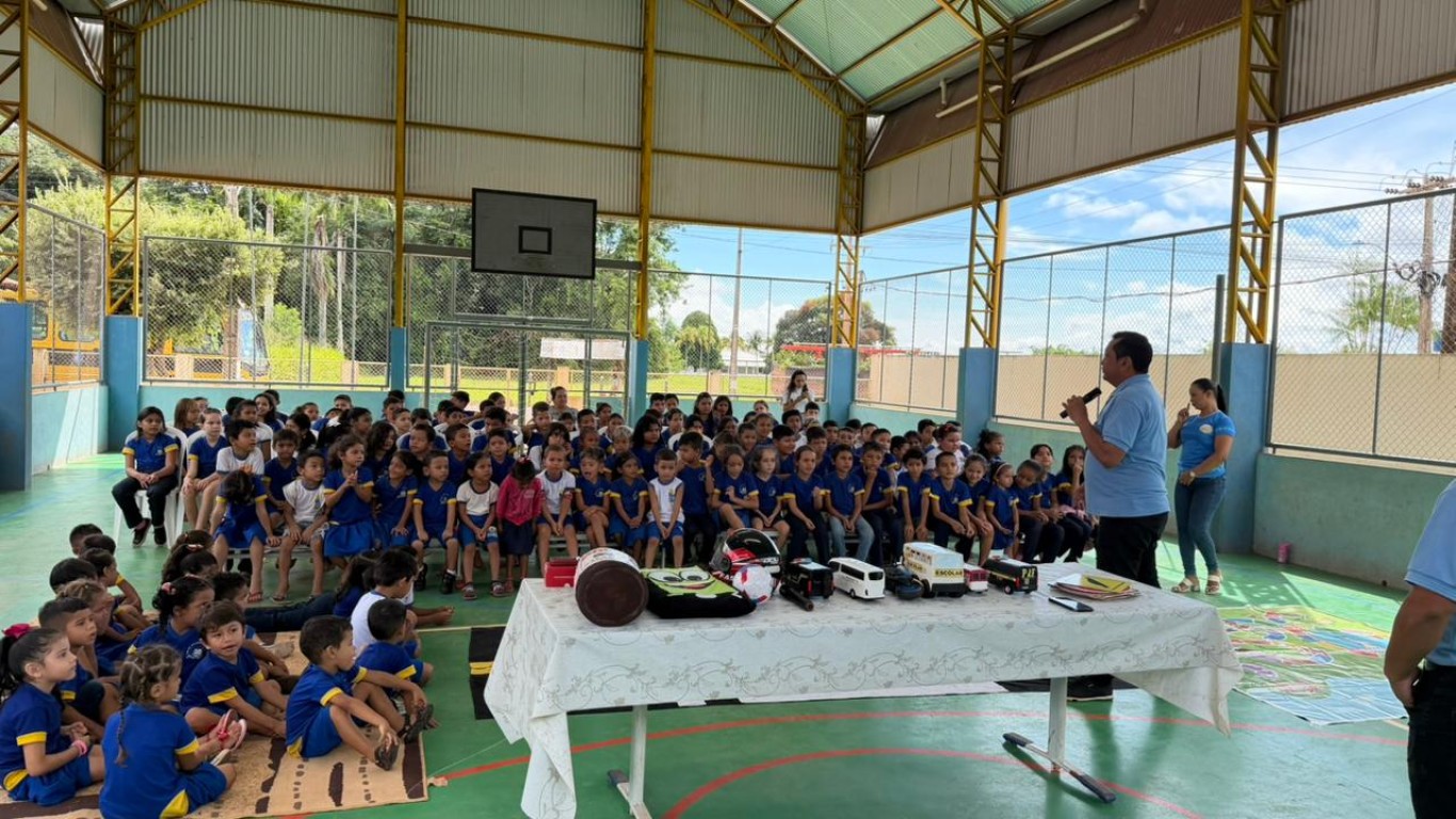 Projeto “Volta às Aulas com Saúde e Segurança no Trânsito” chega à comunidade Tipizal e reforça educação viária nas escolas