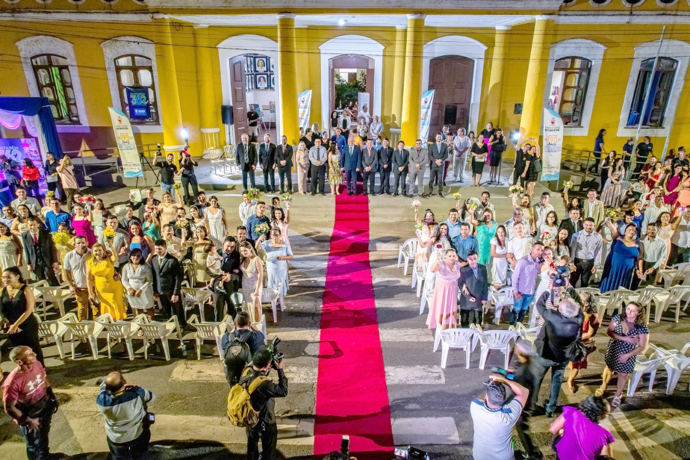 Santarém, 362 anos: casamento coletivo oficializa união de 50 casais às margens do rio Tapajós