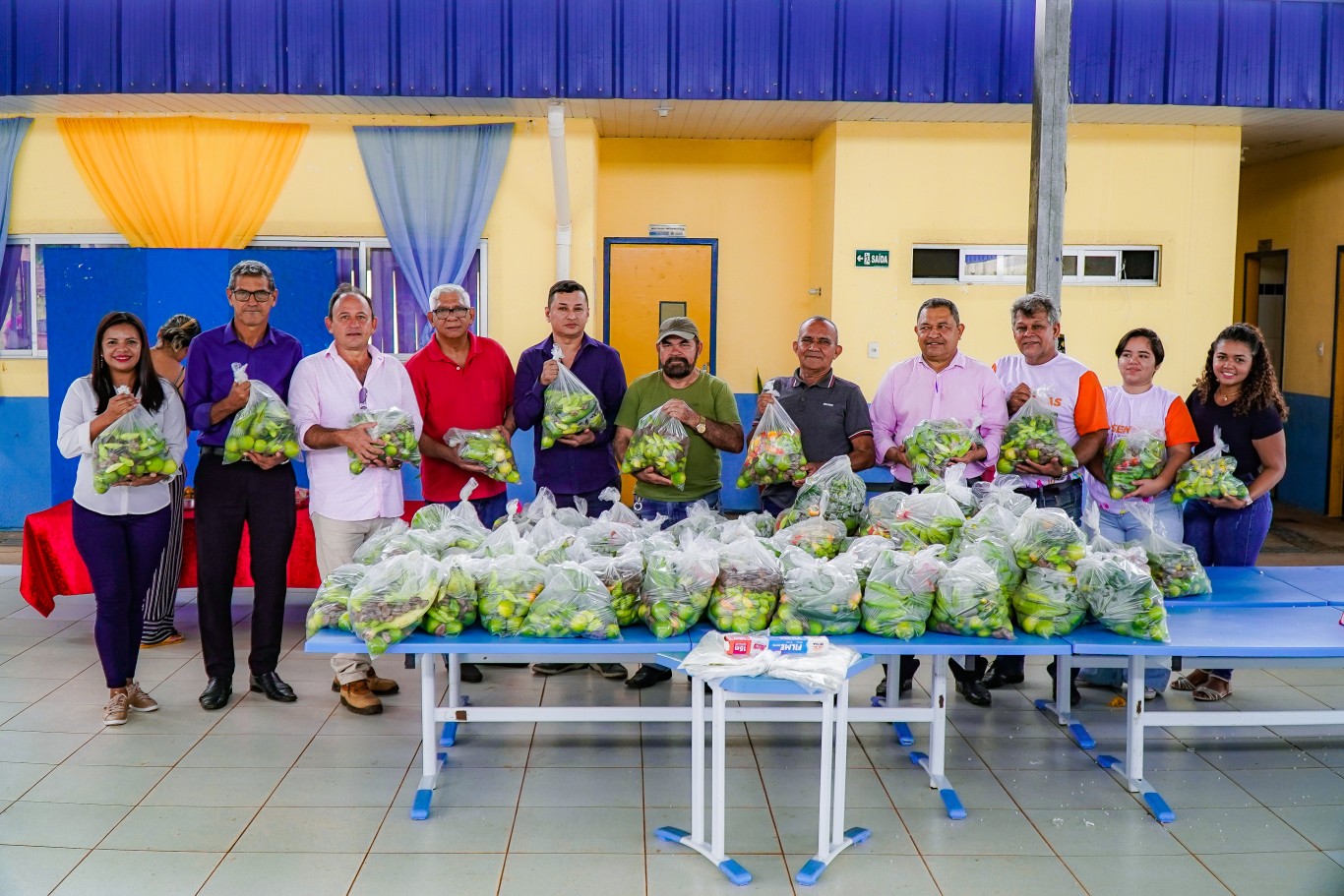 PAA: 40 toneladas de alimentos são entregues pela Prefeitura