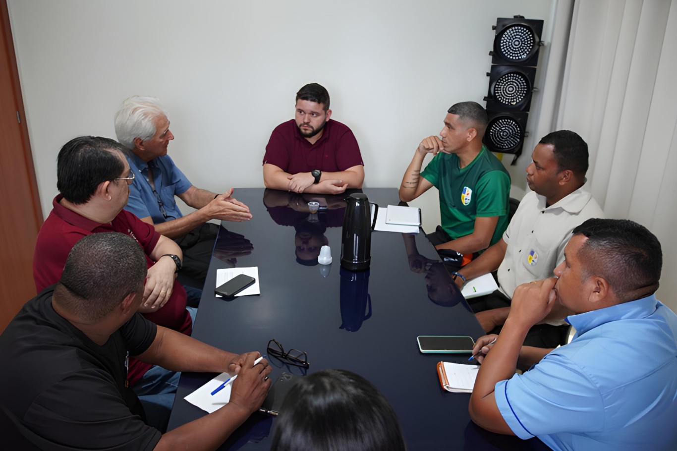 SMT realiza reunião com representantes de escolas particulares para a melhoria e organização do trânsito