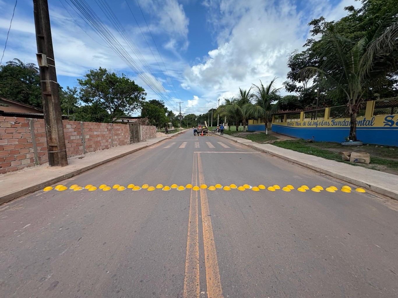 Prefeitura intensifica a implantação de moderadores de velocidade em bairros e comunidades