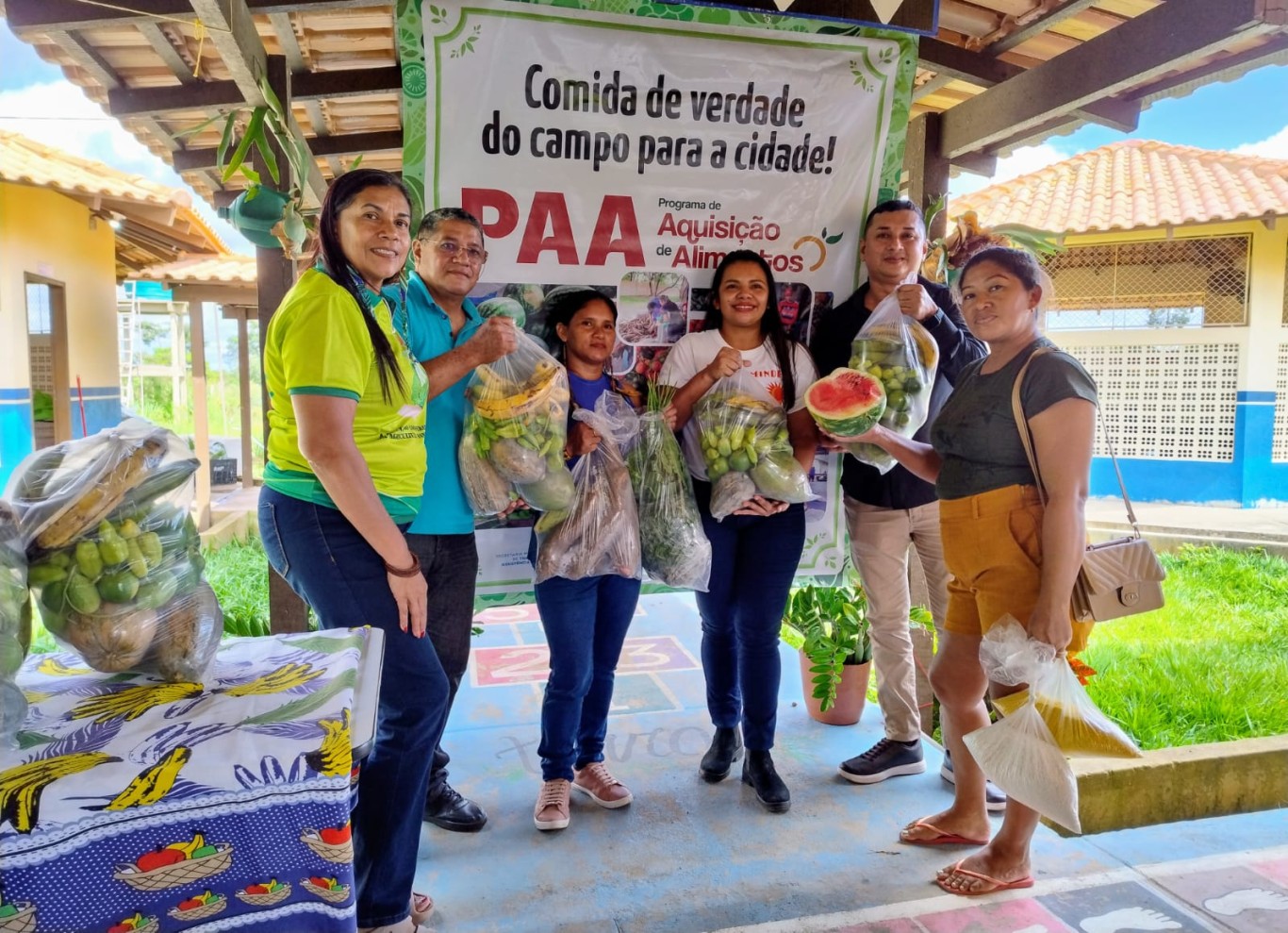 Prefeitura de Santarém realiza entrega de kits de alimentos do PAA Indígena no Planalto Santareno