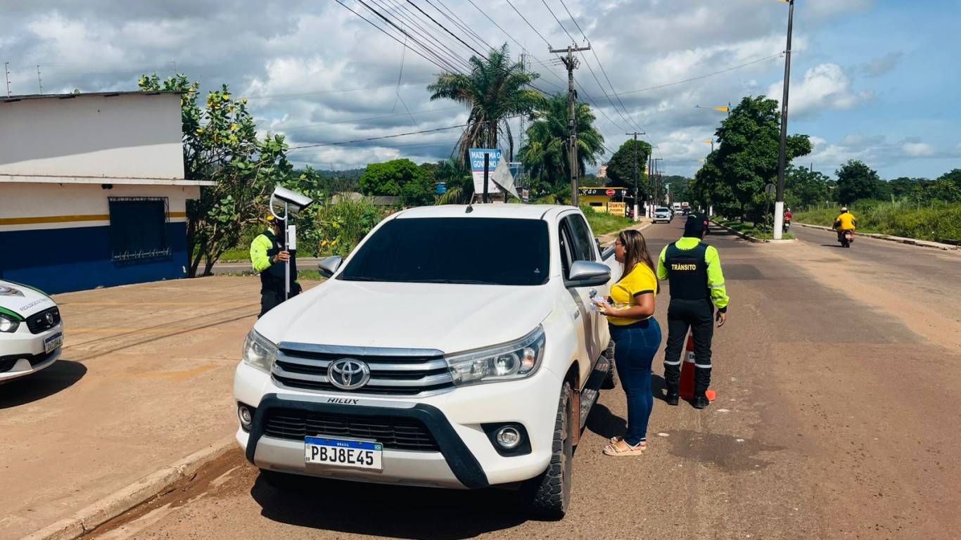 SMT realiza blitz educativa no primeiro dia de funcionamento dos radares em Santarém