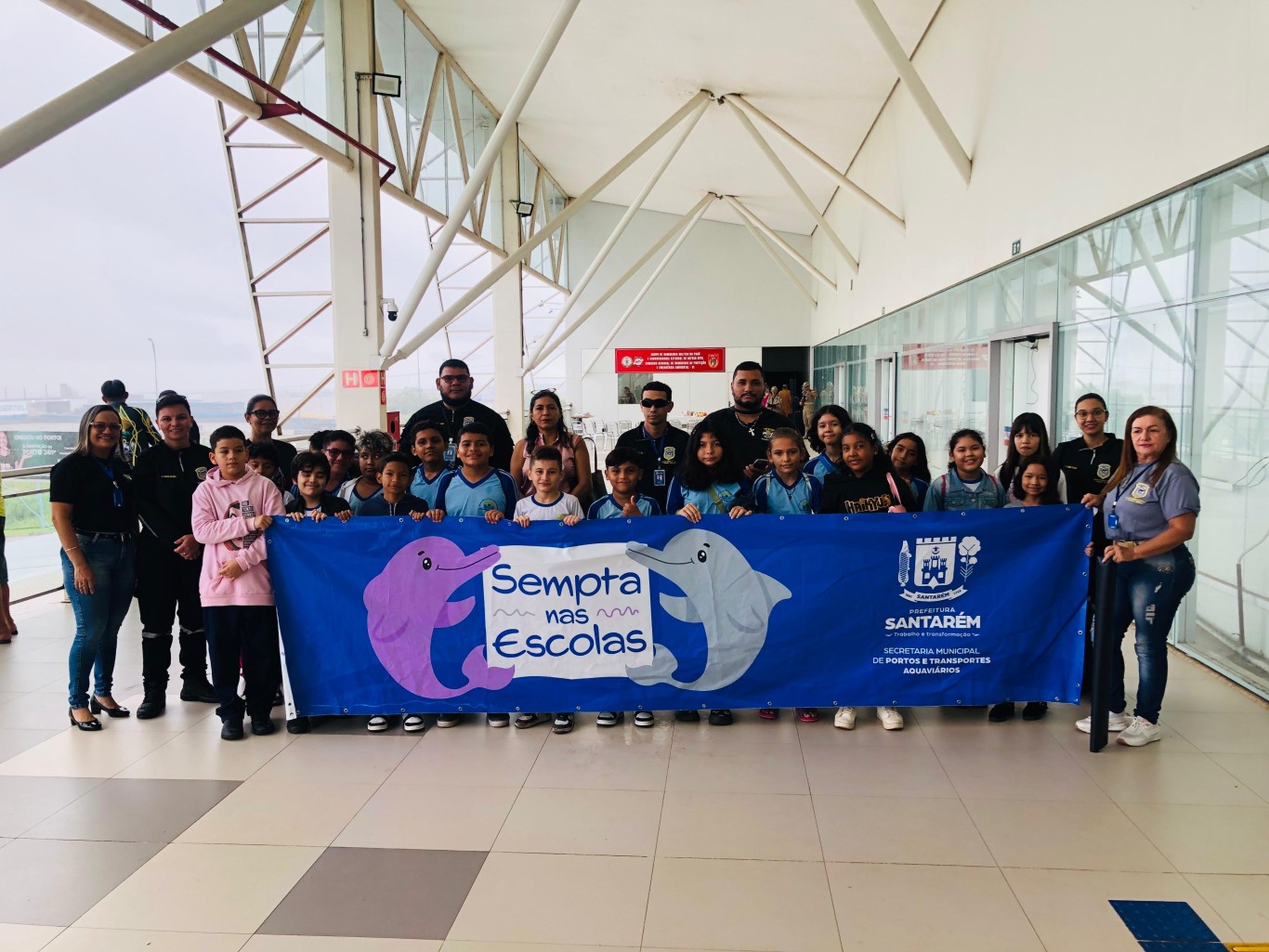 Projeto Sempta na Escola leva alunos da rede municipal para vivência educativa no Terminal Hidroviário de Santarém