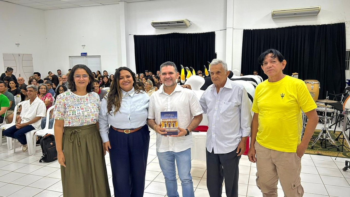 Santarém celebra memória, cultura e identidade em noite dedicada às tradições e à literatura amazônica