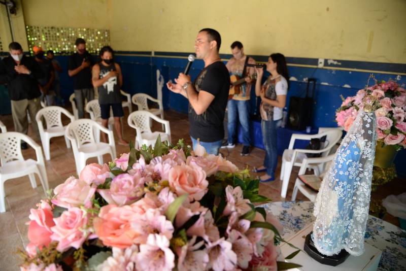 Centro Pop Dom Lino Vombommel recebe visita da imagem peregrina de Nossa Senhora da Conceição