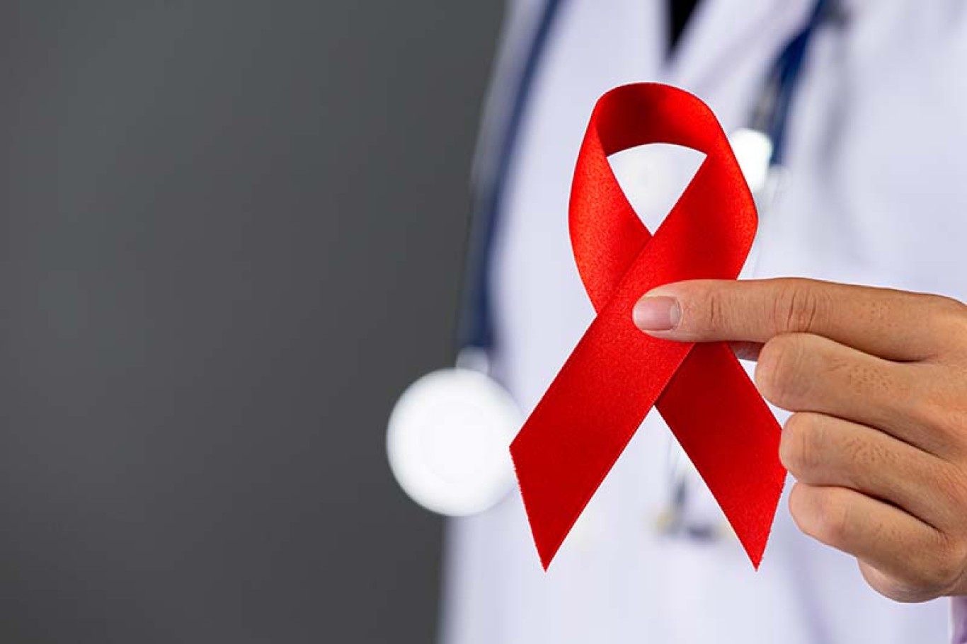 Dezembro Vermelho: CTA promove campanha de prevenção contra a AIDS 