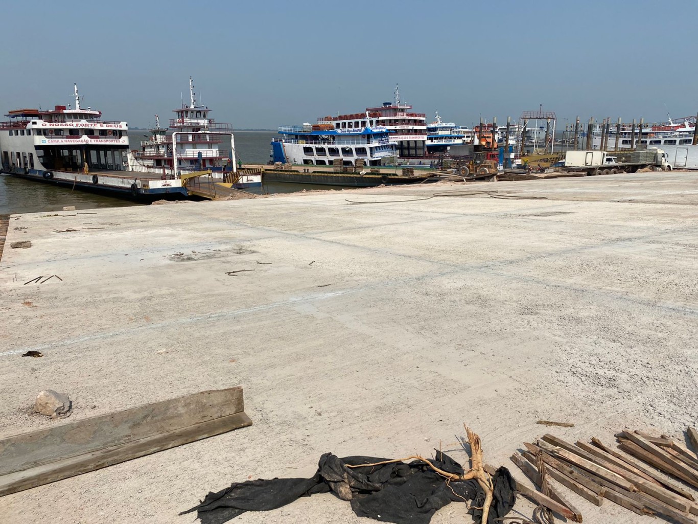 Rampa de atracação de ferry boats no porto do D.E.R. tem 80% da obra concluída