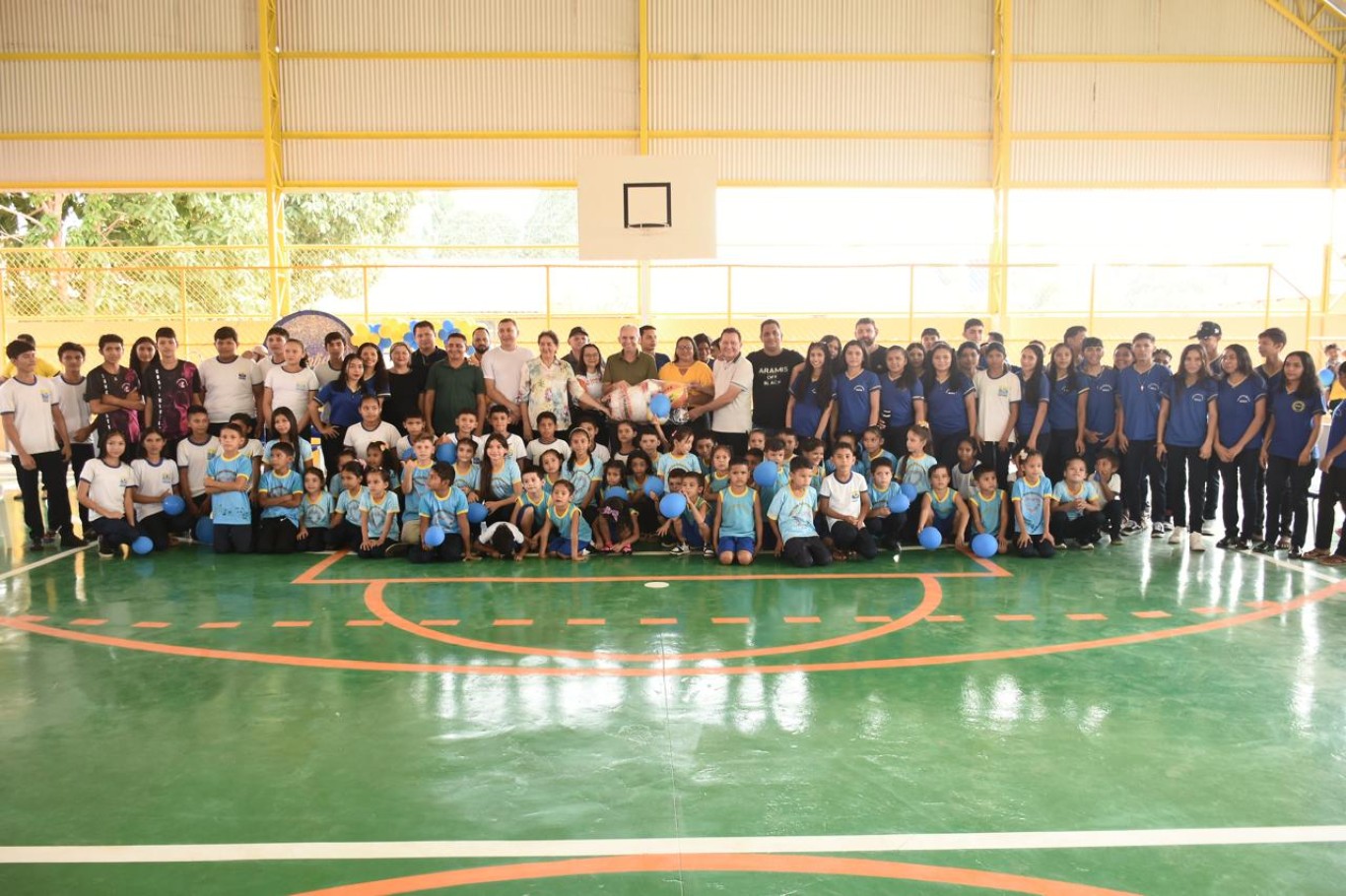 Escola Nossa Senhora Aparecida, no Lago Grande, ganha reforma, ampliação e quadra coberta