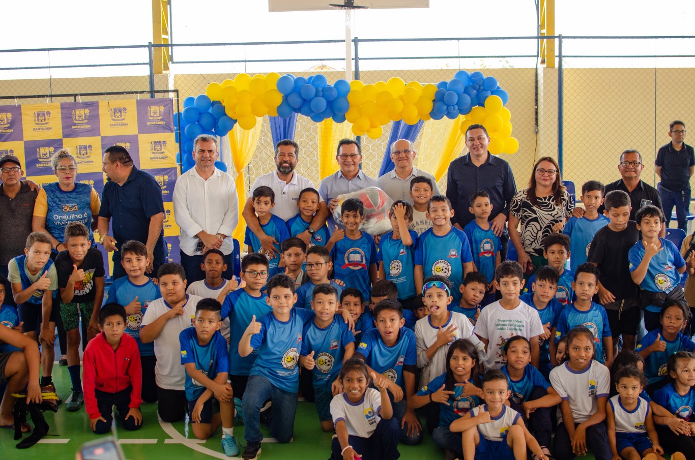 Imagem de Escola de Tempo Integral Profª Mª Eunice Ferreira da Silva ganha quadra coberta