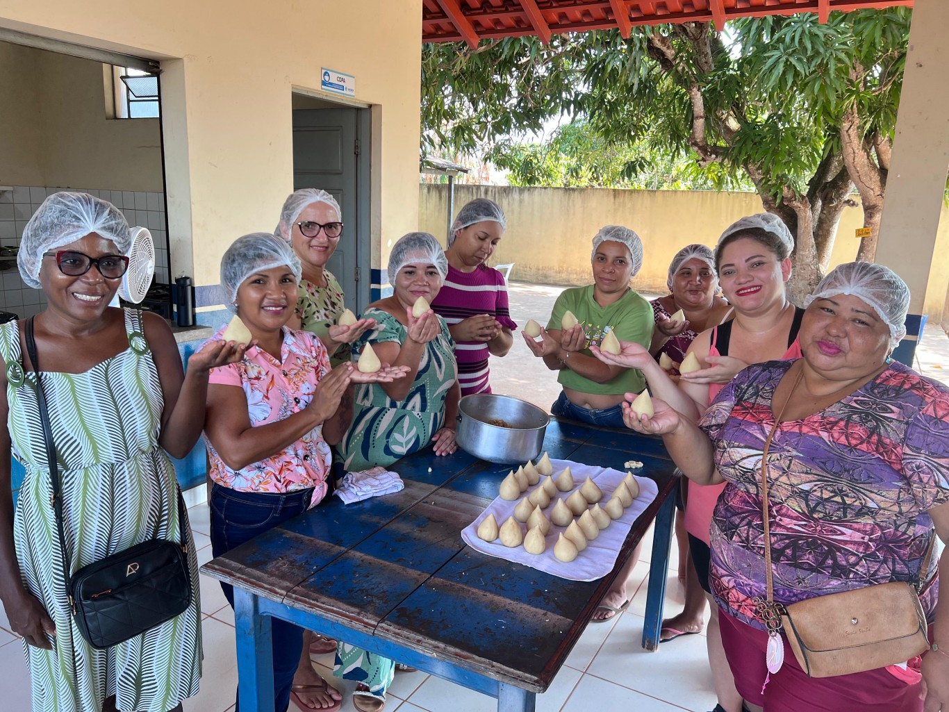 Imagem de Oficina de Salgados fortalece vínculos e gera oportunidades para mães no Cras Urumari